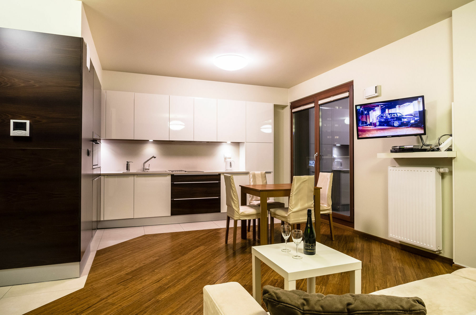 Silver Apartments ワルシャワ エクステリア 写真